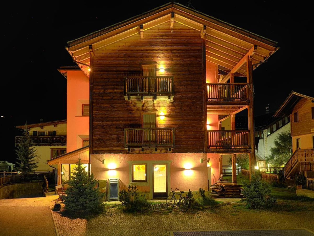 Bio Hotel Villa Cecilia Livigno Exterior foto